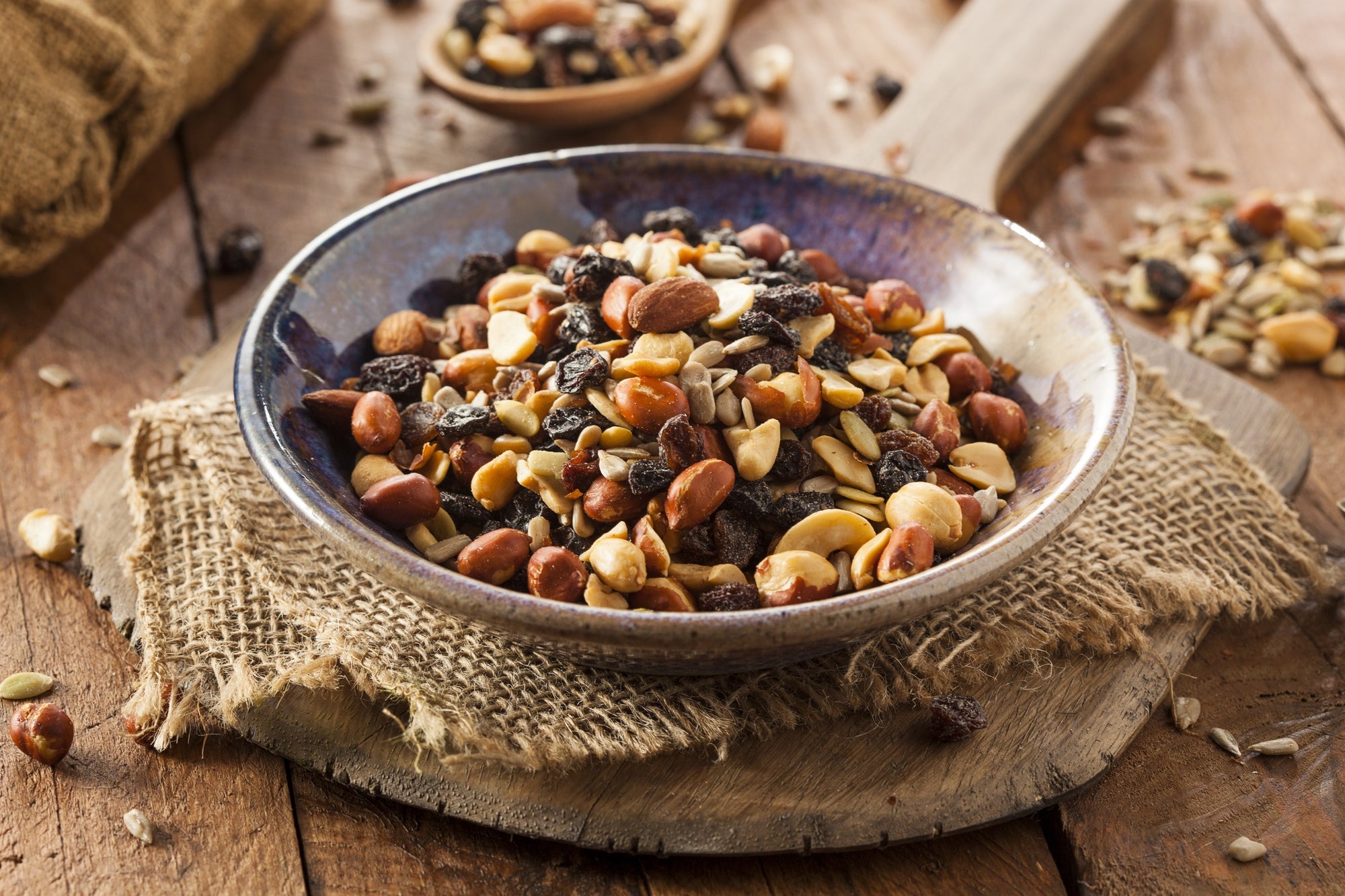 5 Healthy and Delicious Trail Mix Recipes
